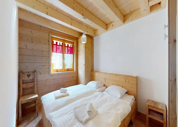 With Balcony 度假居