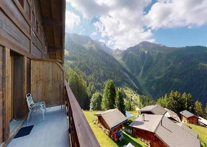 度假居 With Balcony *