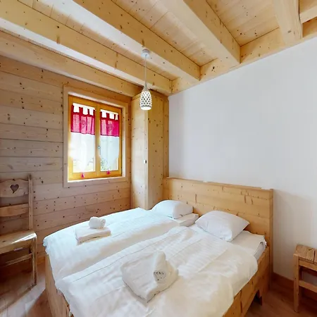 With Balcony בית נופש